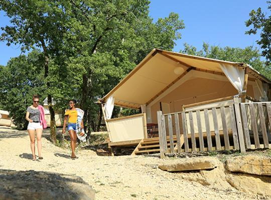Crayssac Camping Les Reflets Du Quercy酒店 外观 照片
