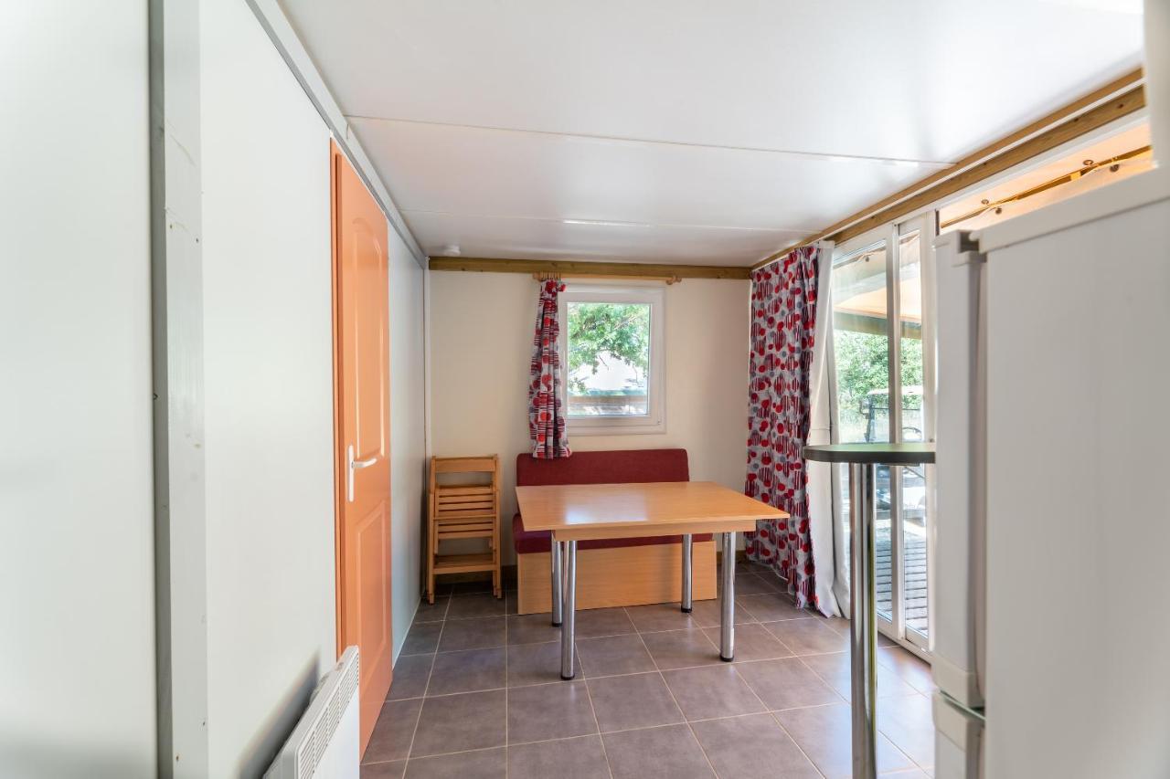 Crayssac Camping Les Reflets Du Quercy酒店 外观 照片